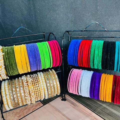 Velvet 15 Dozen Garja, Pearl, Big Puti, Pradip Kundan & Kundan Set